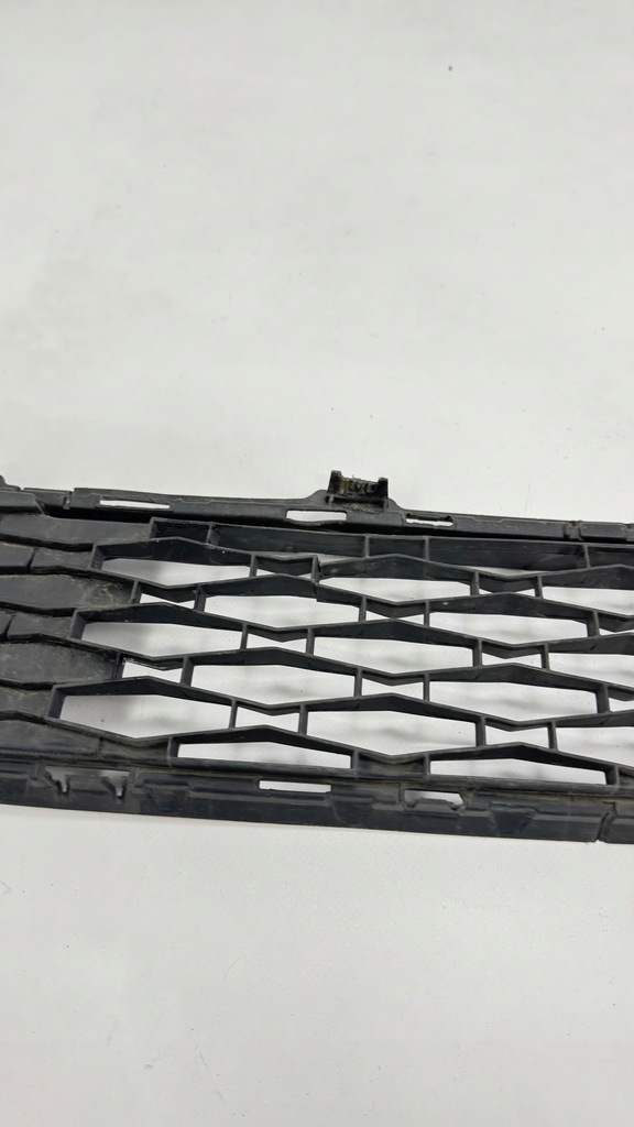 фото №9, Skoda karoq lift 2021 - решётка средняя бампера перед 57a853677c