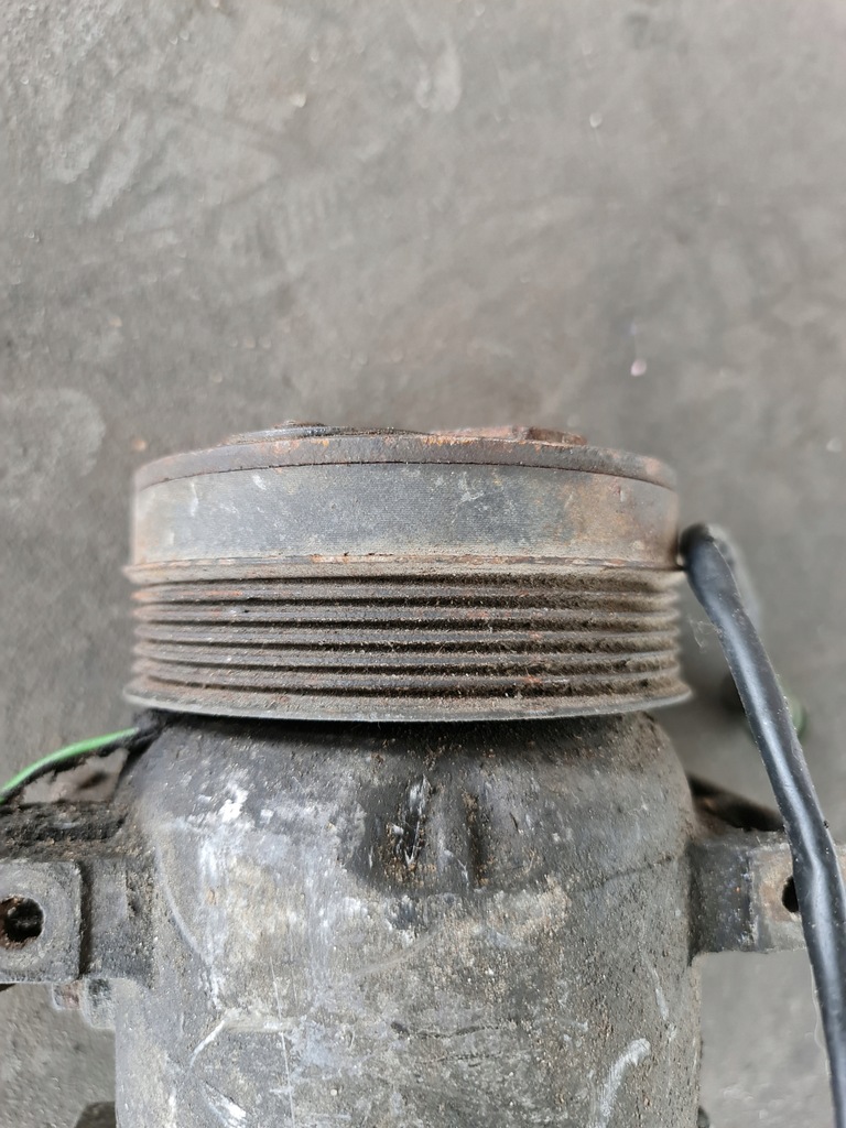 фото №6, Компрессор кондиционера audi a8 d2 4.2 077260803b