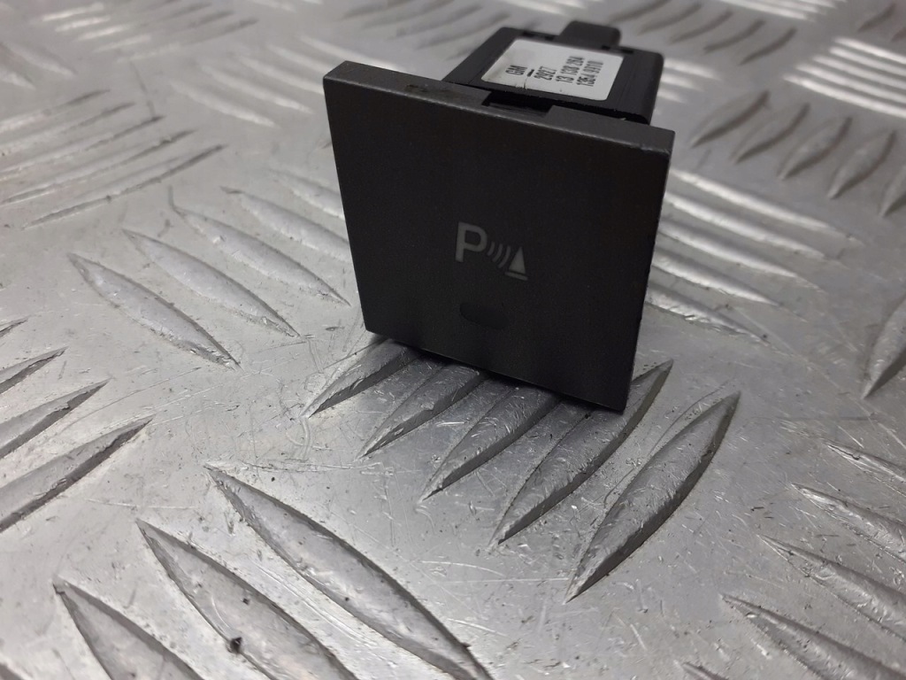 фото №1, Вимикач кнопка pdc opel signum 13138264