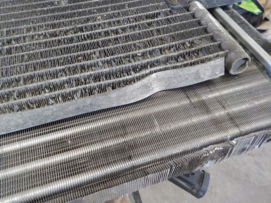 фото №8, Vivaro 2.5 dci 03-08 радиатор комплект