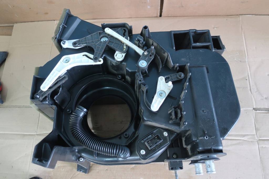фото №4, Honda hr-v i корпус обігрівача 01-06 lift eur