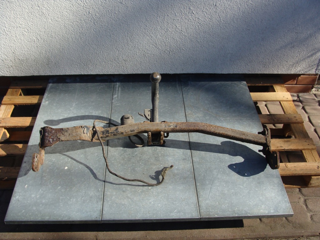 Купить Фаркоп  буксировочный задний  peugeot 1007