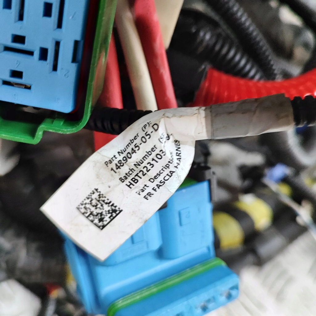 фото №8, Tesla model y 2023 другая жгут трубопровод / кабели