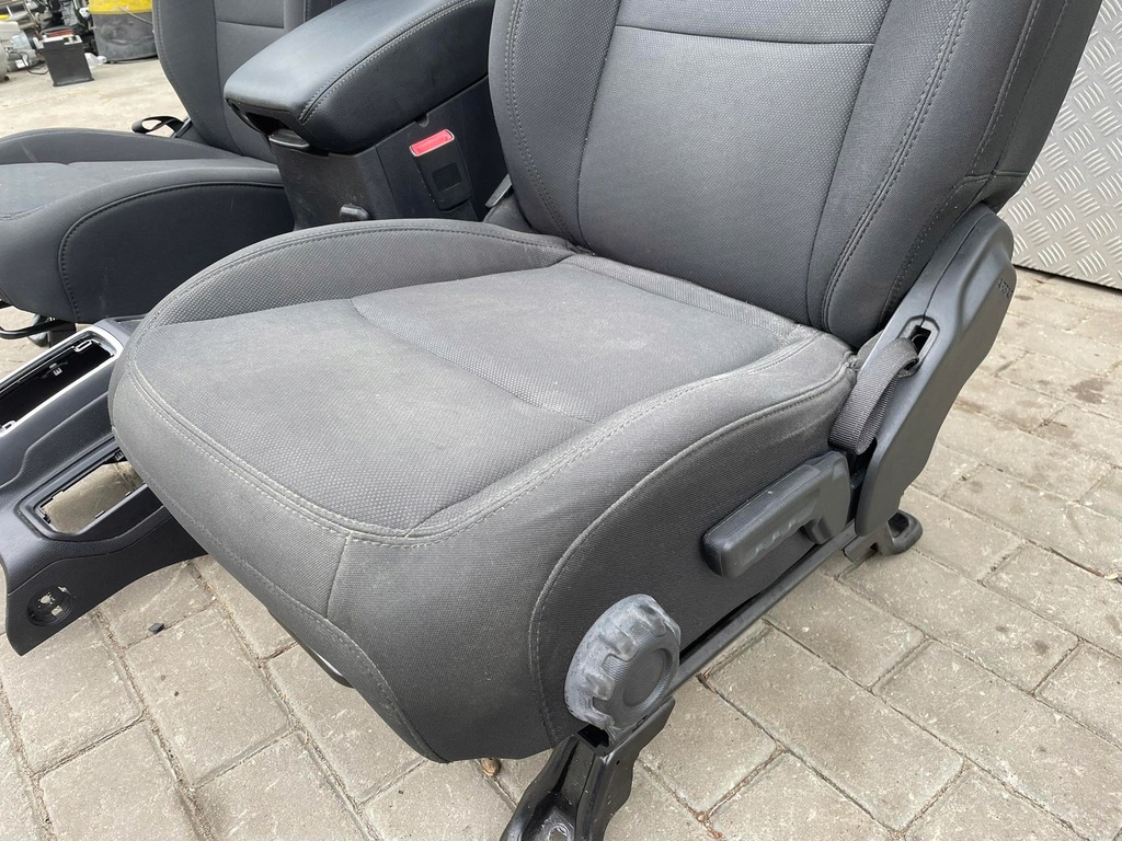 фото №12, Jeep wrangler jl сиденья сиденья sahara