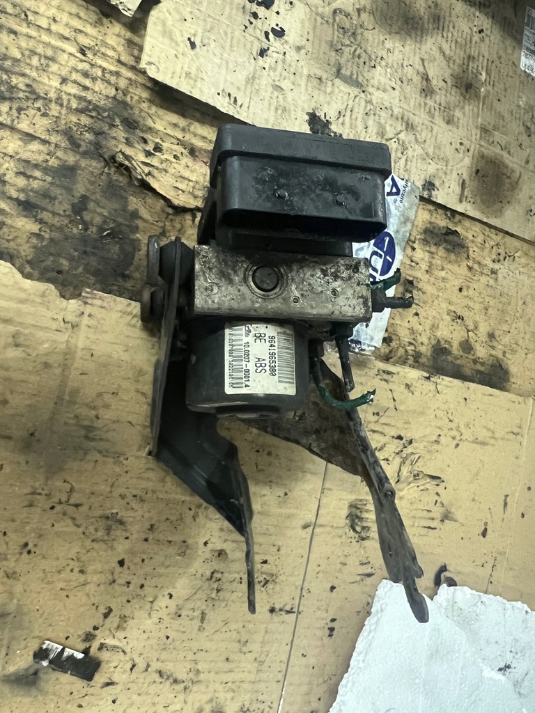 фото №1, Citroen c3 i насос abs блок керування 9641965380