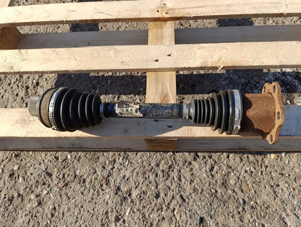 фото №1, Audi a5 8t передняя приводной вал 8k0407271al