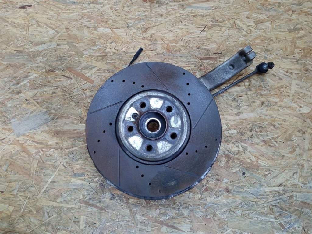 фото №1, Поворотный кулак правый перед bmw e70 xdrive 4.4 6773784