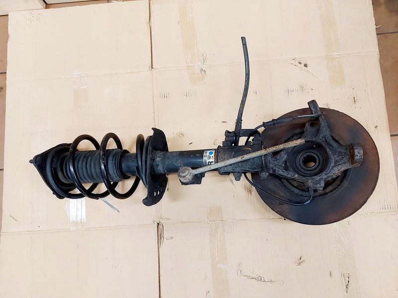 фото №8, Hyundai i40 1.7 crdi амортизаторна стійка правий перед поворотний кулак амортизатор