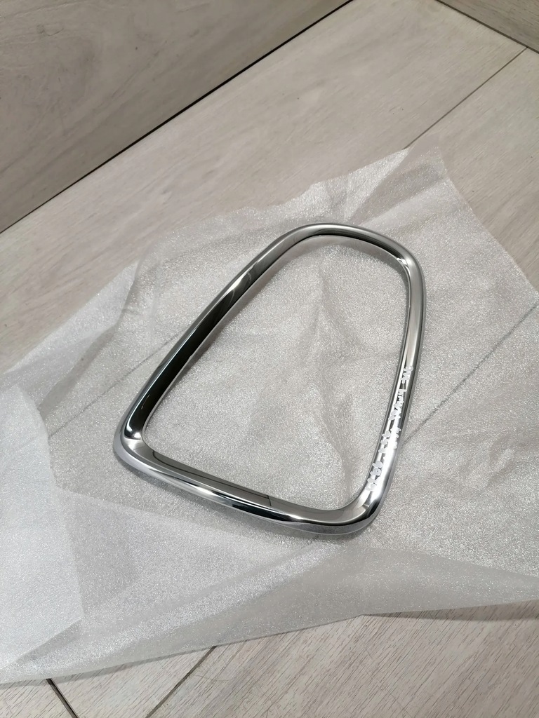 фото №1, Mini r56 r57 хром лампа правый задняя 51132752244