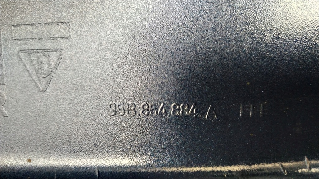 фото №9, Молдинг поріг права porsche macan 95b