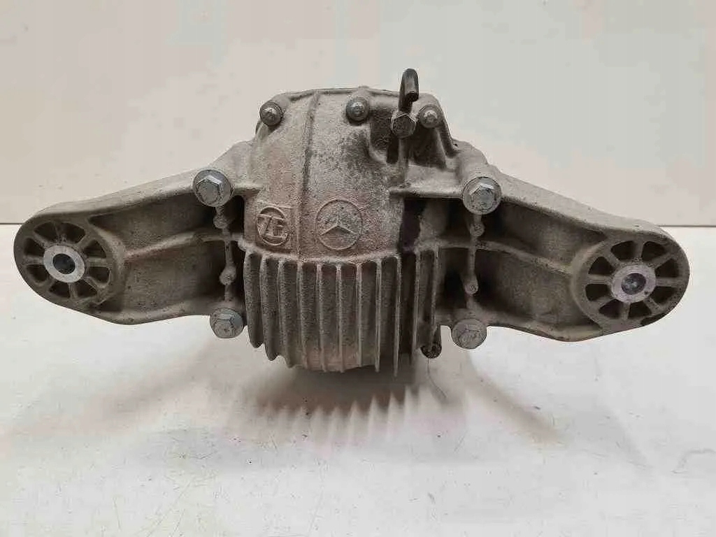 Редуктор задний mercedes-benz r w251, v251 4460310032 3.0l дизель 195kw Киев
