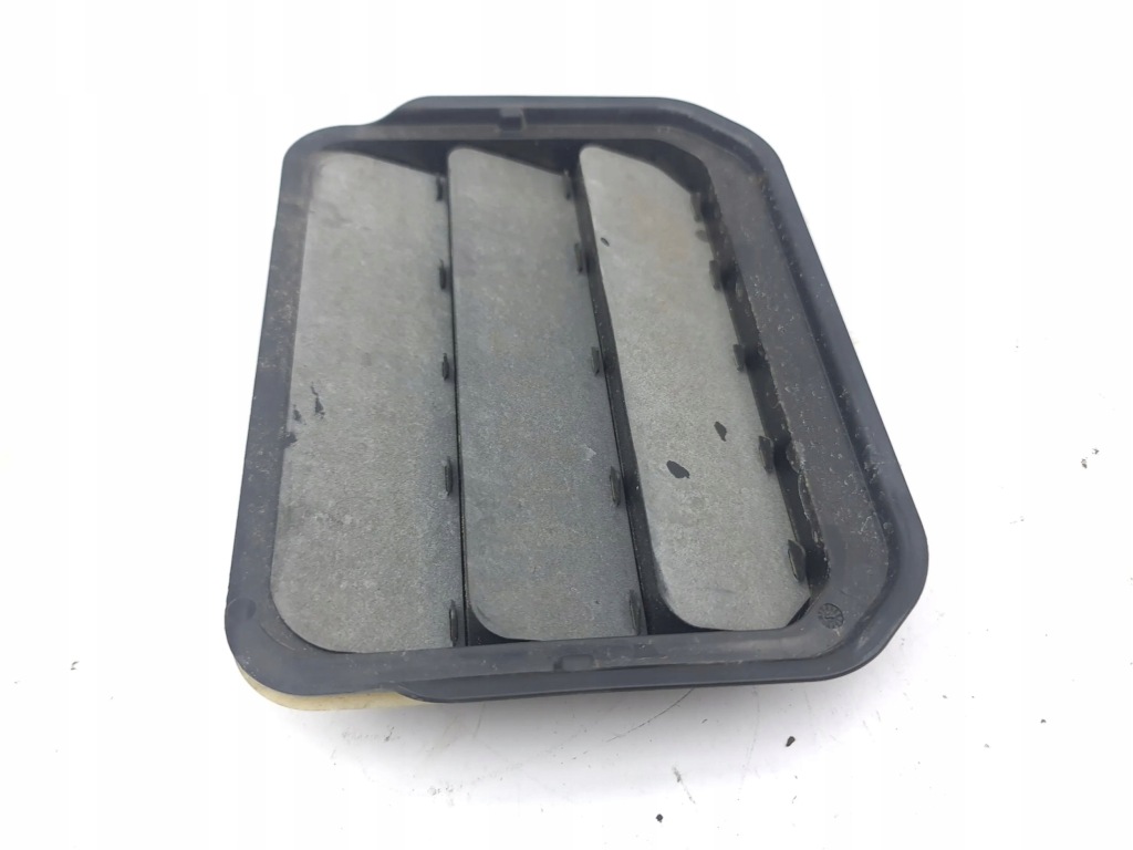 Ford kuga 3 2022 правый  сторона решётка вентиляционная под бампером задним в Украине