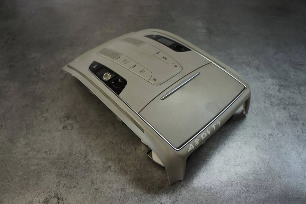 фото №1, Лампа потолок освещение кабины audi a8 d4