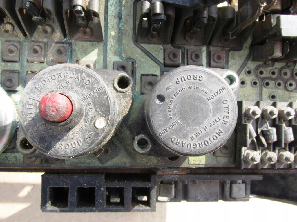 фото №5, Rolls silver shadow bentley коробка запобіжників