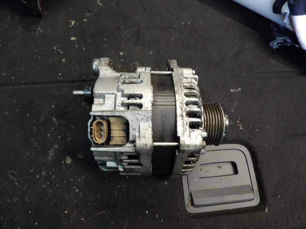 Купить Генератор 231001bna1 renault