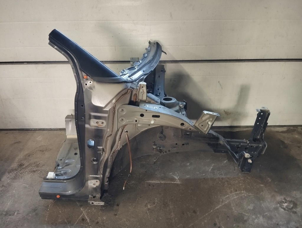 фото №1, Suzuki baleno ii 2017 iii sz5 mk2 четверть правая лонжерон