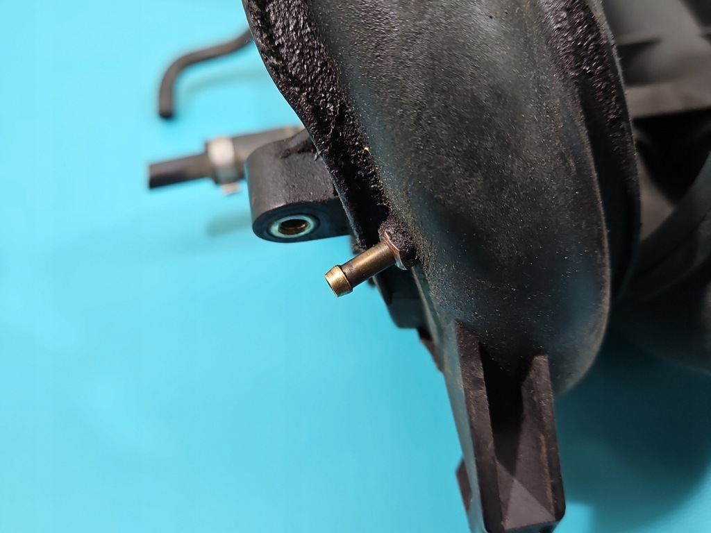 фото №11, Колектор всмоктуючий vw bora 06a133185ak 1.6 sr