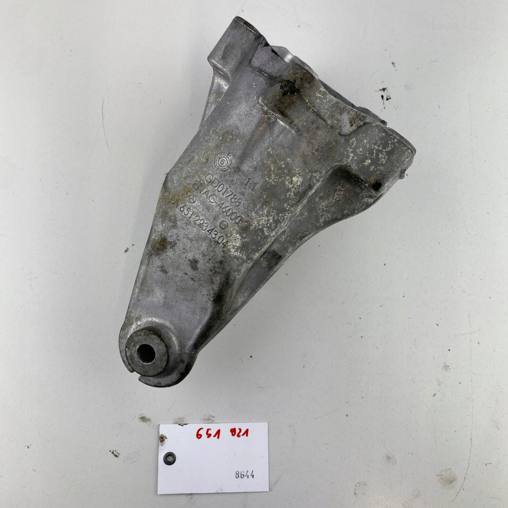 фото №12, Основание кронштейн кронштейн mercedes 2.2cdi w253 w205 x253 glc klasa c