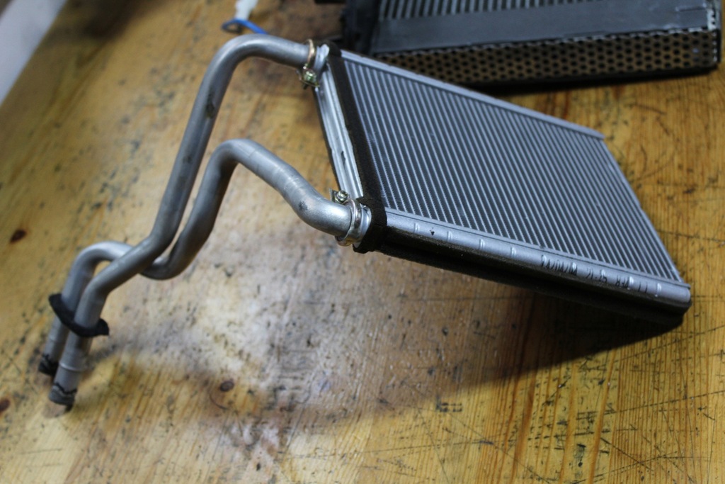 фото №6, Радиатор отопителя toyota avensis t25 corolla verso ii corolla e12