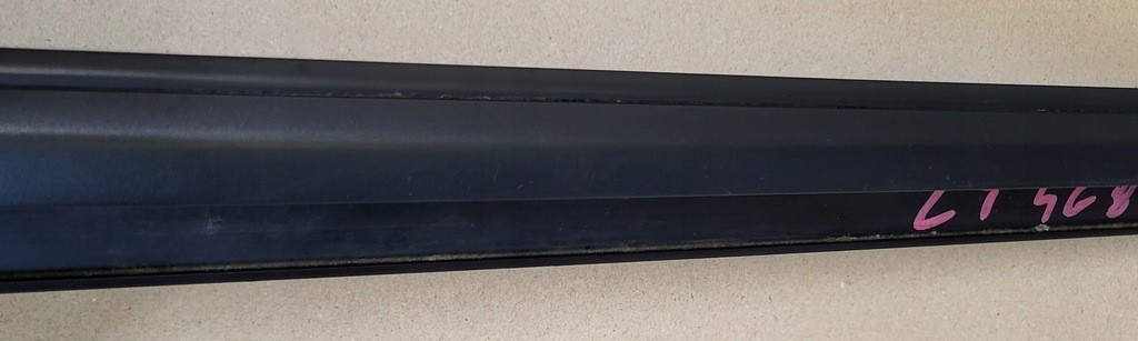 фото №11, Молдинг уплотнитель наружная с дверь левый задняя audi a7 4g8 czarna оригинальный номер