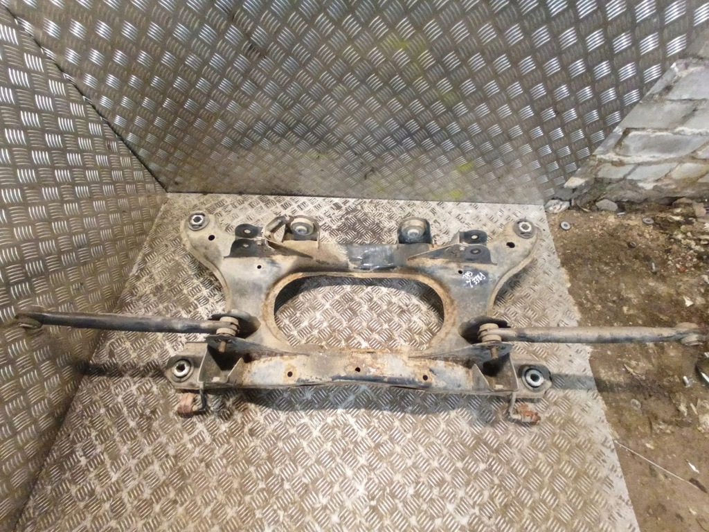 фото №1, Land rover freelander 2 - lr2 2009 балка задні