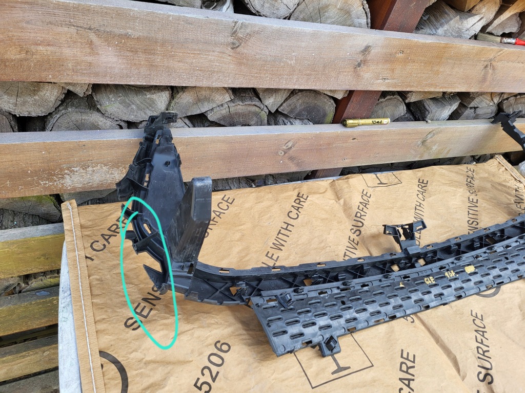 фото №3, Решітка радіатора решітка радіатора mercedes gle w167 каркас