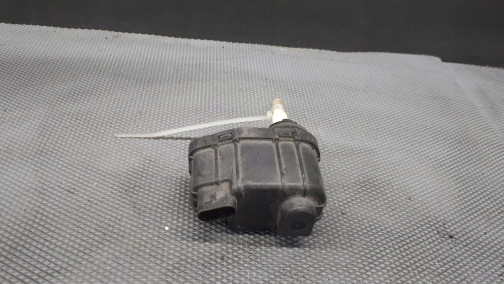 фото №1, 90457812 моторчик регулювання фара omega b