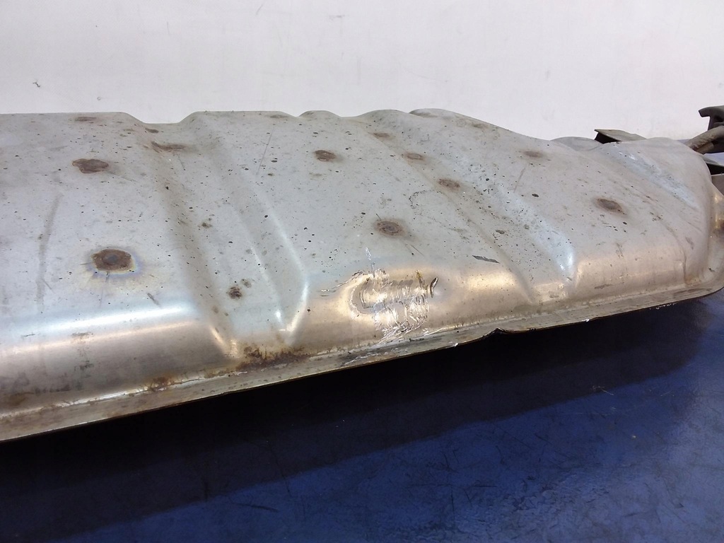 фото №4, Mazda cx-3 2.0 гаситель конечный выхлоп 7a20-peg8