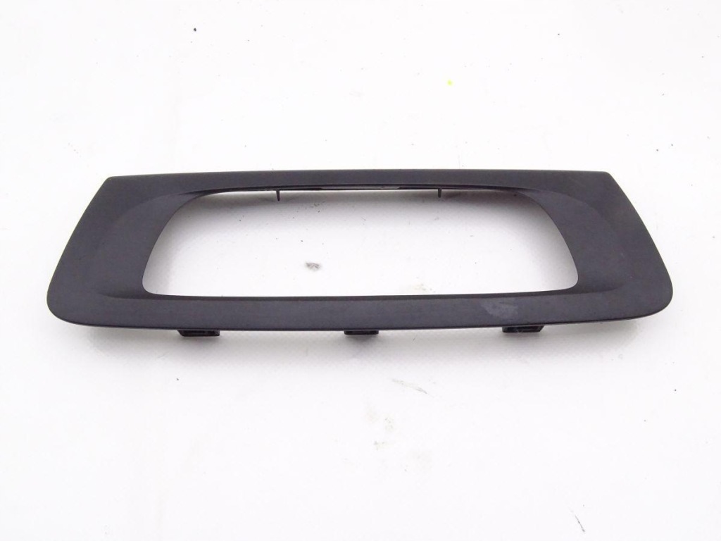 фото №1, Renault scenic iii 09-16 рамка панелі дисплея 281260004r