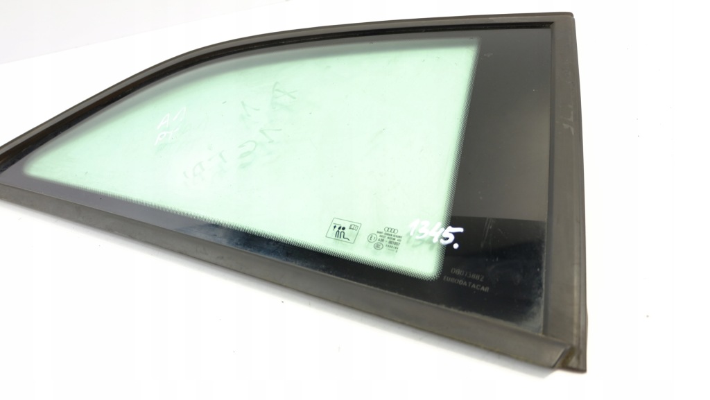 Audi a1 скло кузовна правий задній 3d as2 Київ