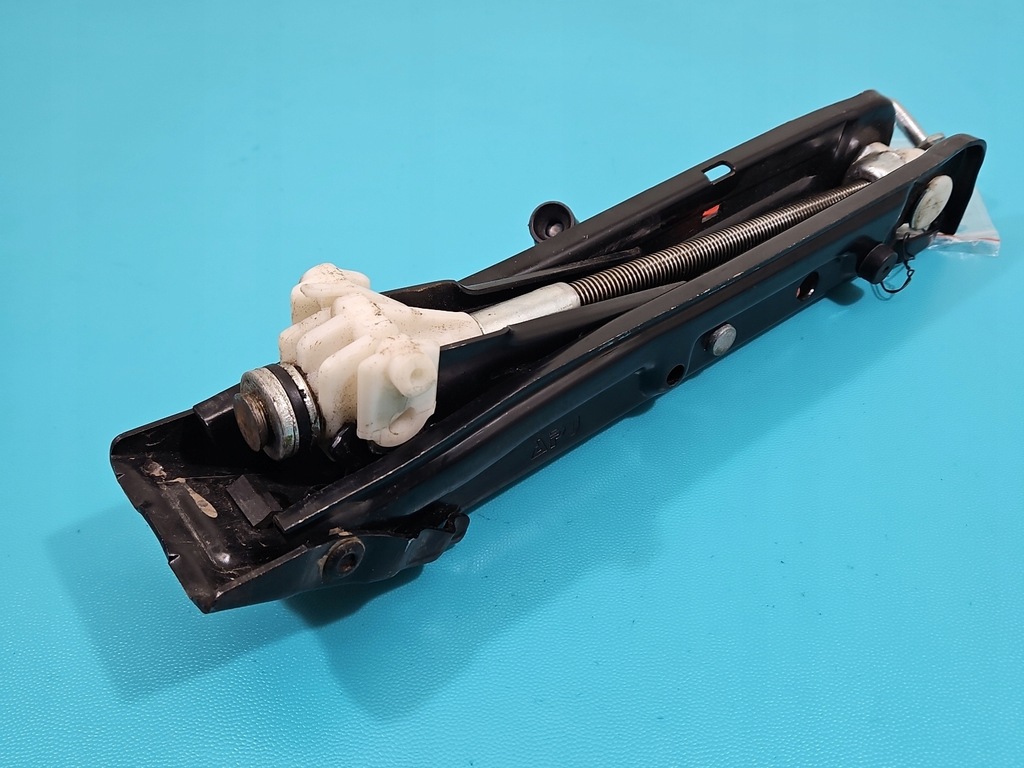 фото №1, Домкрат подъемник автомобильный трапециевидный bmw 7 f01