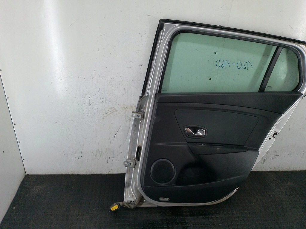 фото №9, Дверь задняя правый renault megane iii ted69