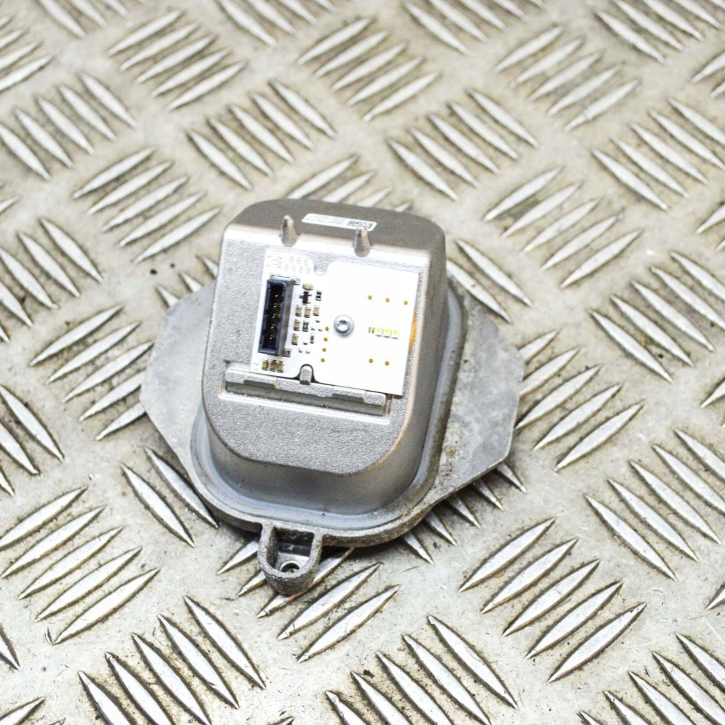 фото №3, Audi q3 8u 2017 модуль управляющий балласт led