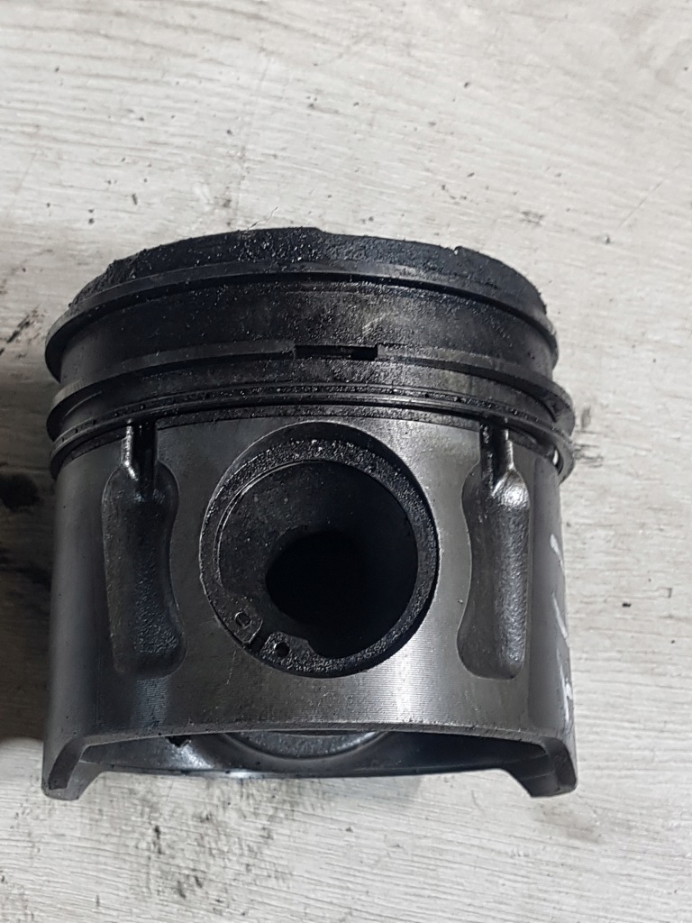 фото №1, Поршень двигуна man tgl tgm d0836