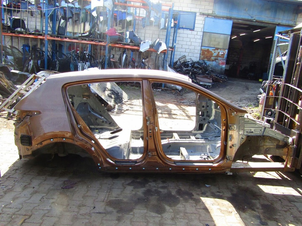 фото №1, Поріг блок двигуна правий bok my kia sportage iv