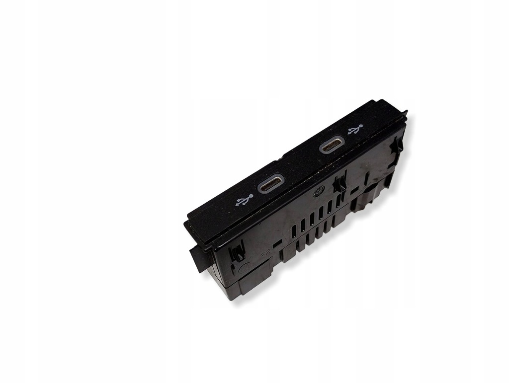 фото №1, Vw tiguan ii golf viii id.3 port usb typ c 5na035736 formentor caddy