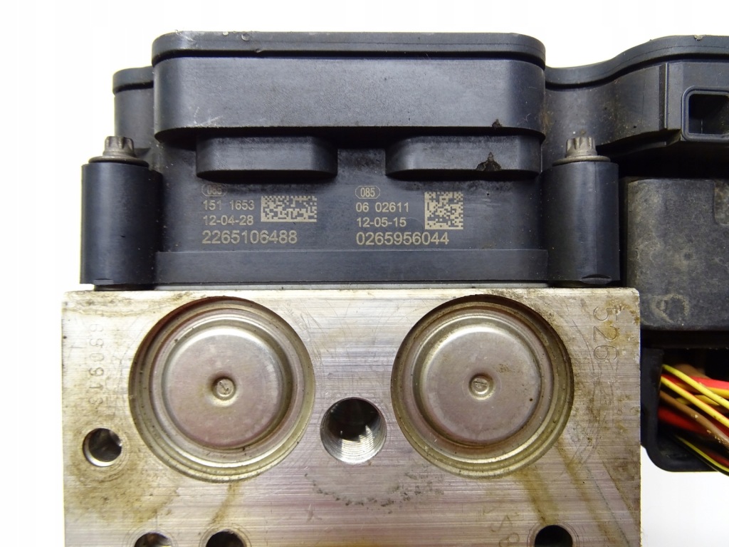 Купити Насос гальмівна abs bmw f10 f11 2.0 d n47 6797668 6797670