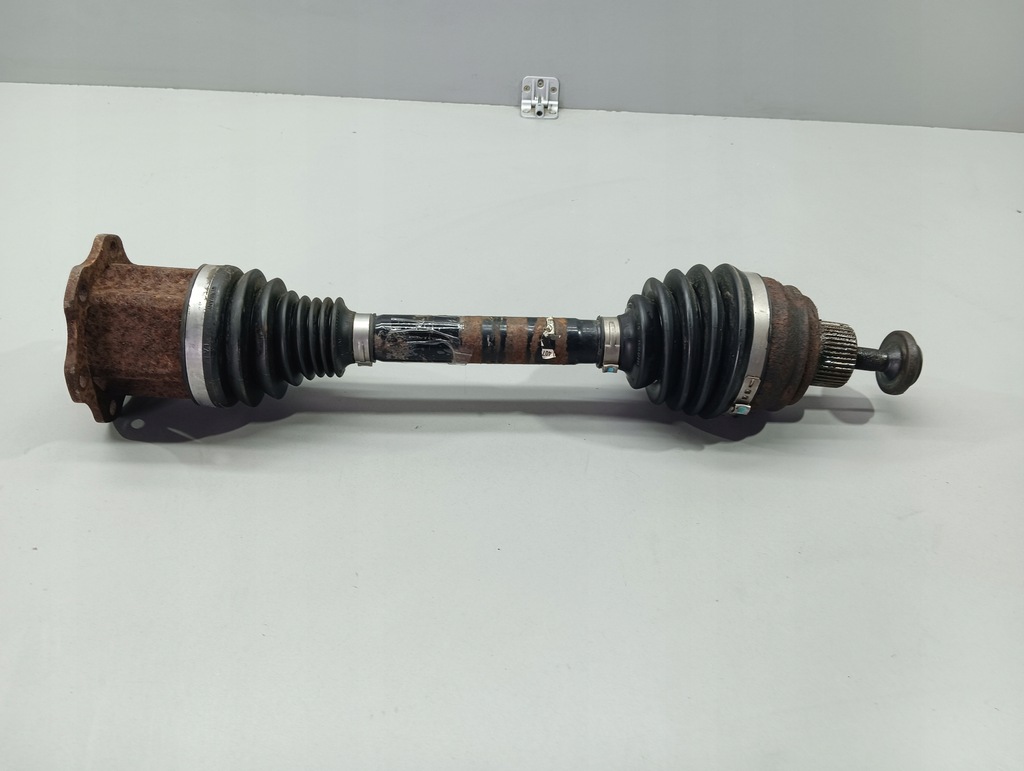 фото №1, Приводной вал левый правый перед audi a4 b8 3.0 tdi allroad