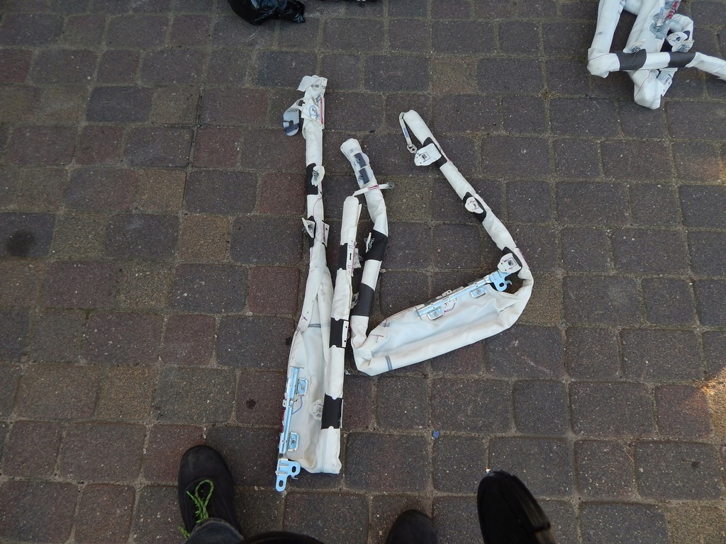 фото №1, Шторка безопасности правая citroen ds3 crossback oryg