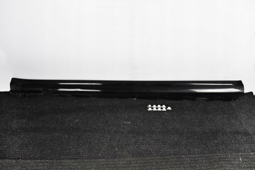 фото №1, Молдинг поріг накладка ліва mercedes s w222 long v222 amg