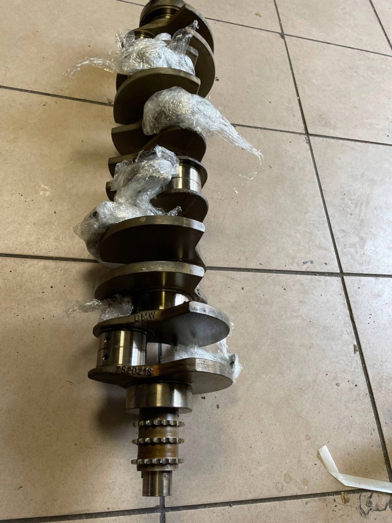 Купити Wał колінчастий rolls-royce phantom 7th gen series 2 7520218