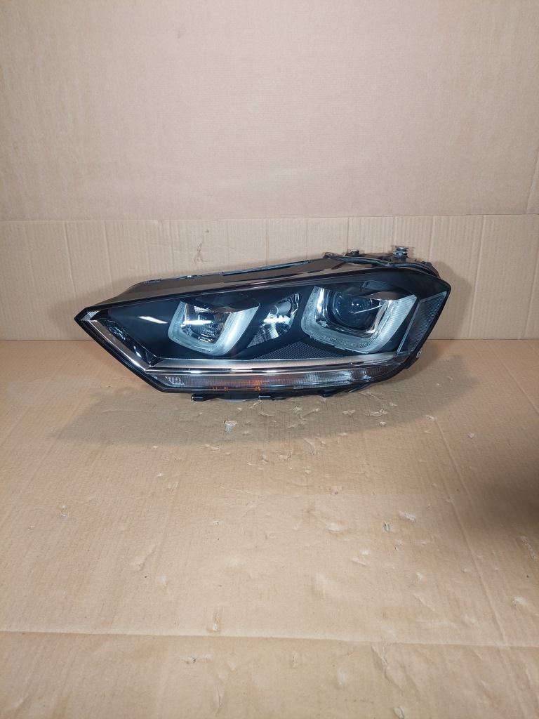 фото №1, Vw golf sportsvan 12-17r .лампа левая передняя