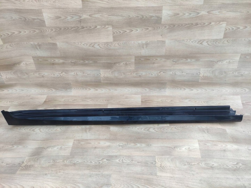 фото №1, Toyota camry viii 8 накладка молдинг правый порог 75850-33130