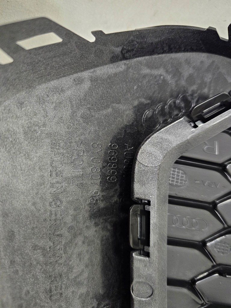 фото №7, Решётка бампера правая audi a3 8y0 nowa