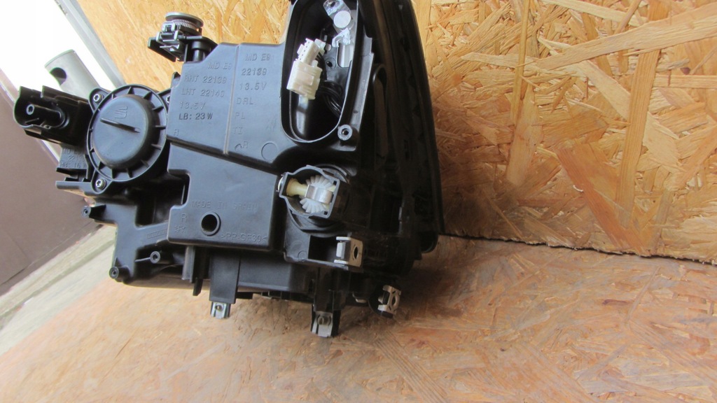 фото №9, Передняя правая лампа seat tarraco 5fj full led