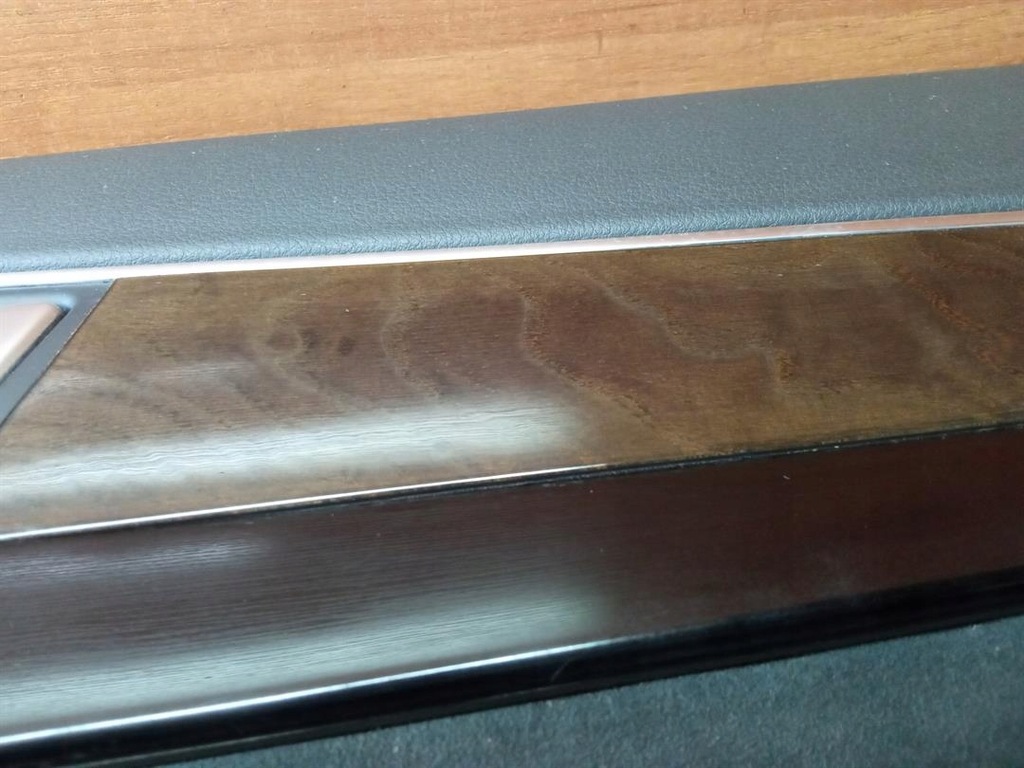 фото №6, Обшивка двері правий задній audi a8 d4 long