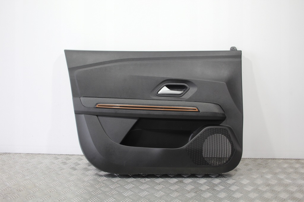 фото №1, Обшивка дверь левый перед dacia sandero iii stepway