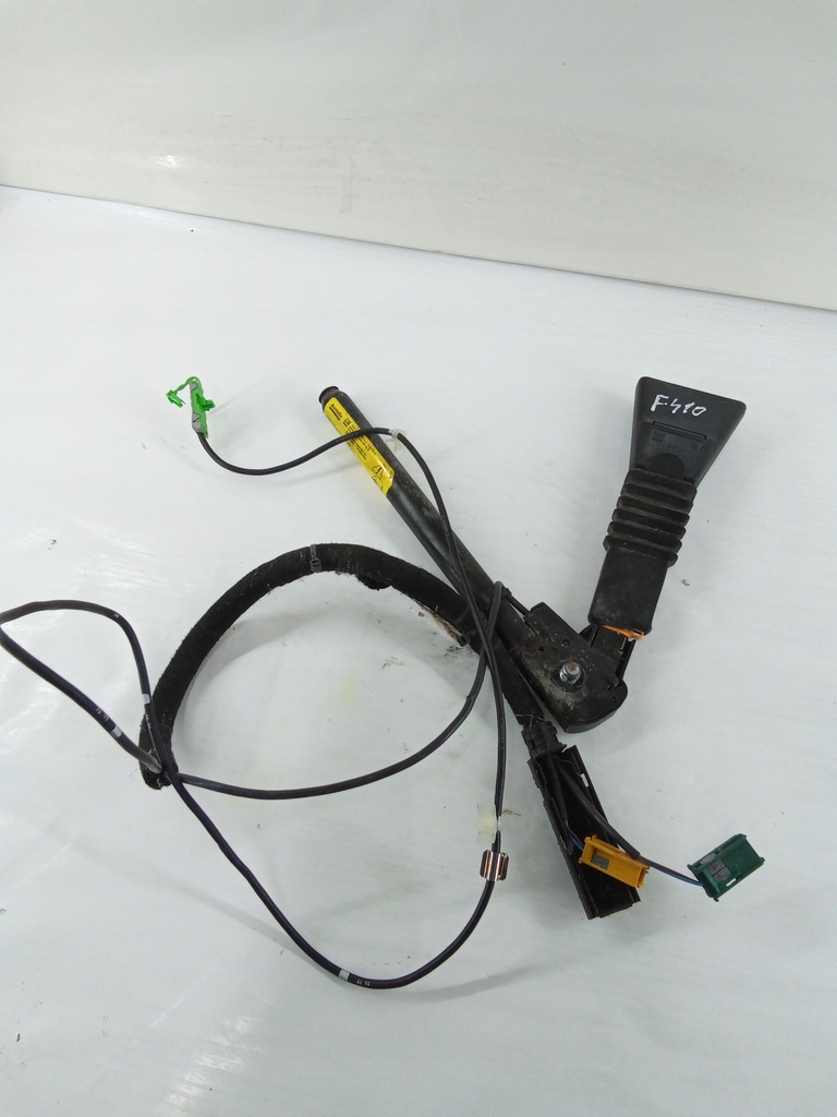 фото №1, F410 натягувач поперечина лівий meriva a 13130377