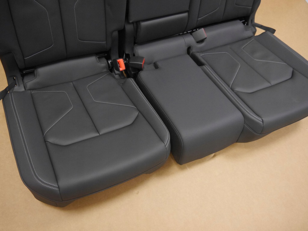 фото №8, Audi q3 83a сиденья обивка s-line