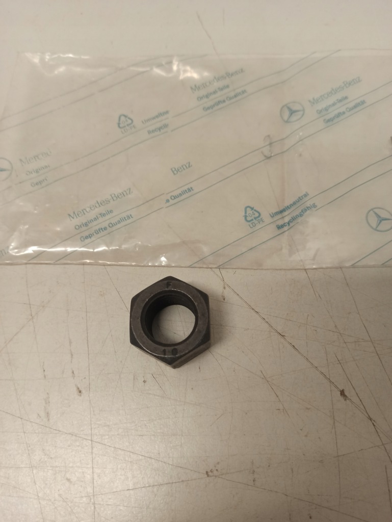 Купити Гайка підвіска mercedes 4 szt n308674020000 оригінал  aso